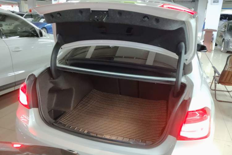 Used BMW 3 Series 2018 320Li xDrive Fashion Model
