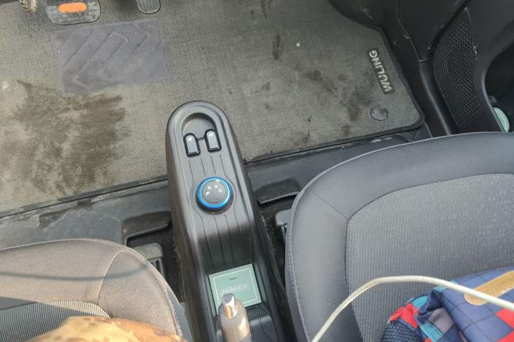 Used Wuling Hongguang MINIEV 2022 Easy Version Lithium Iron Phosphate