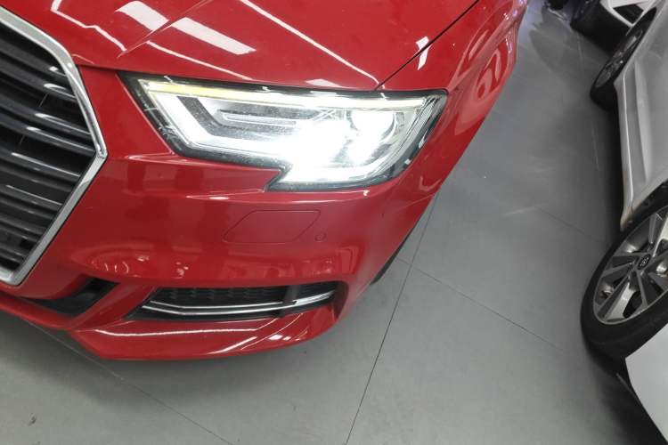 Used Audi A3 2018 30th Anniversary Edition Limousine 35 TFSI Fashion Model
