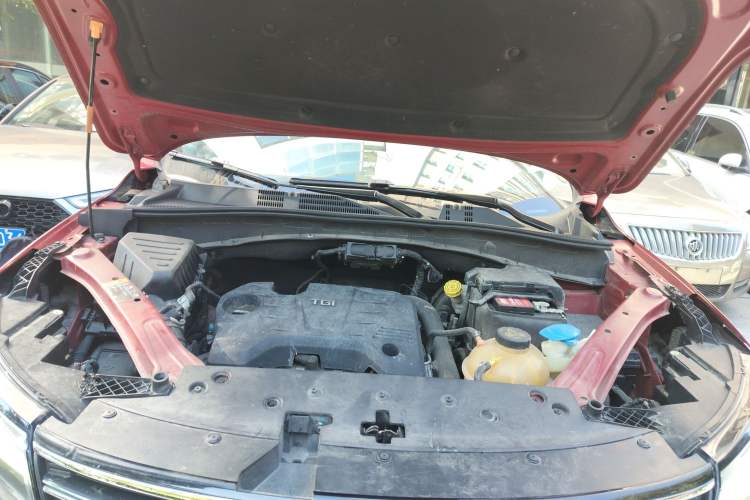 Used Roewe RX5 2018 20T Two-Wheel Drive Automatic Flagship Edition
