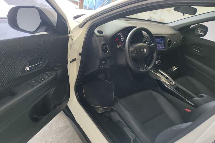 Used Honda XR-V 2017 1.8L EXi CVT Comfort Version
