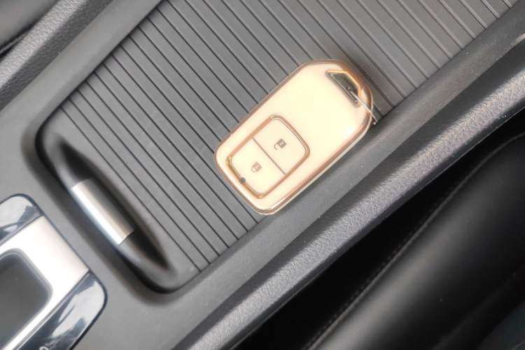 Used Honda Jade 2017 1.8L automatic Comfort version 5 seats