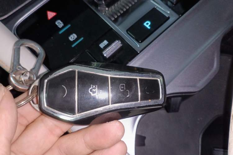 Used BYD Song PLUS New Energy 2024 Honor Edition EV 520km Luxury Model
