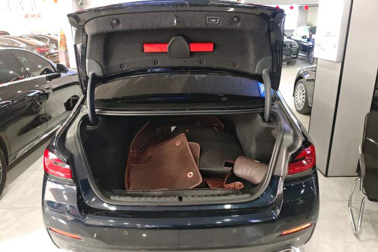 Used BMW 5 Series 2021 Facelifted 530Li Leading Edition M Sport Package