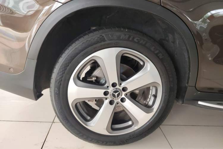 Used Mercedes-Benz GLC 2017 GLC 300 4MATIC Sport Edition
