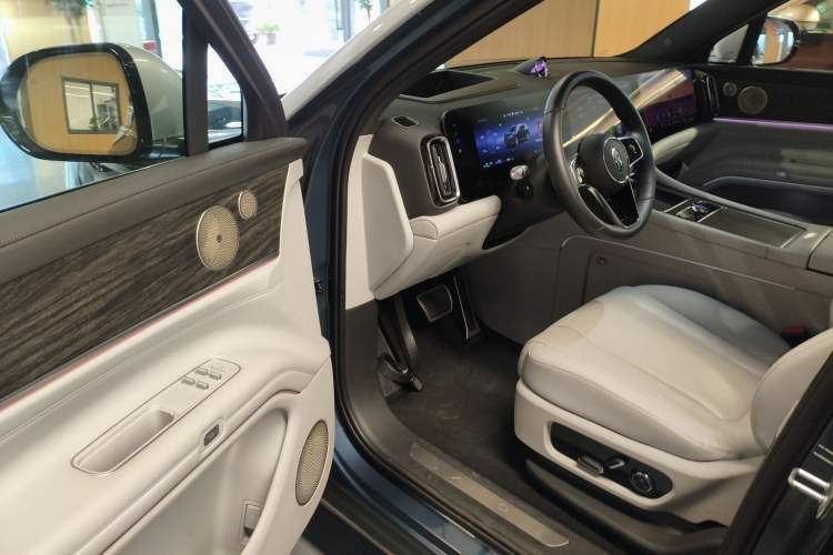 Used Hima AITO M9 2024 Range-Extended Ultra Version 42 kWh 6-Seater Model