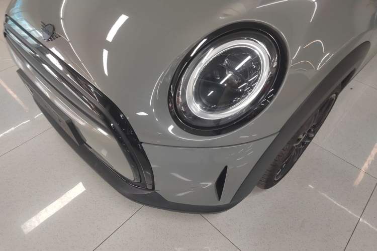 Used  MINI 2022 1.5T COOPER Artist Five-Door Edition
