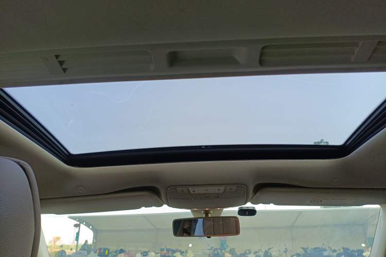 Used Mercedes-Benz E-Class 2019 E 260 L