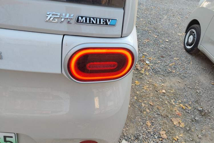 Used Wuling Hongguang MINIEV 2024 3rd Generation 215km Youth Edition
