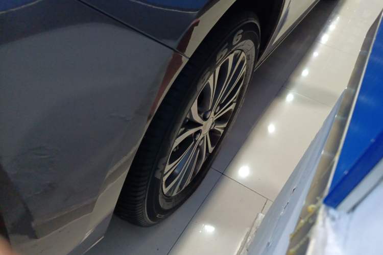 Used Buick GL8 2021 Land Cruiser Executive Class 652T Comfort Model
