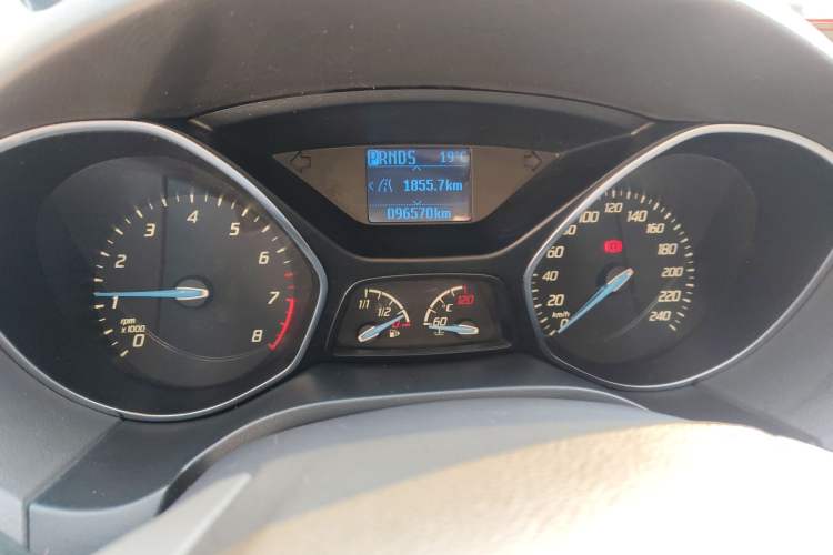 Used Ford Focus 2012 Hatchback 1.6L Automatic Fashion Edition
