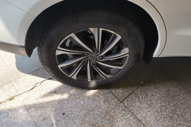 Used Geely Auto Vision X6 2020 1.4T CVT Luxury Edition