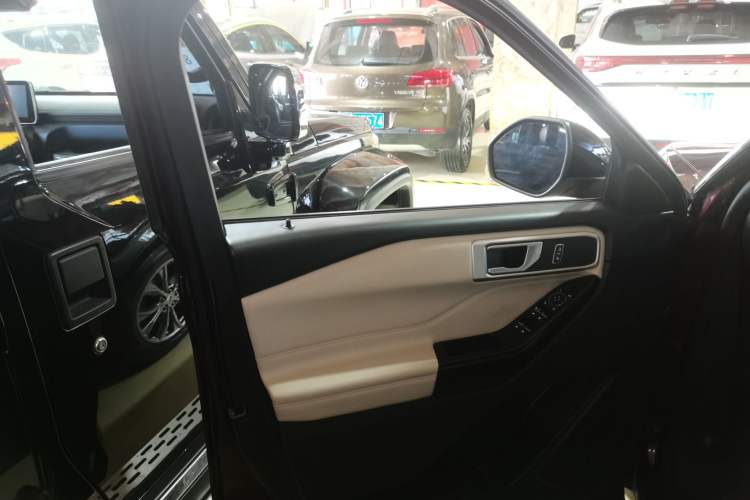 Used Ford Explorer 2020 EcoBoost 285 Rear-Drive Trend Edition 6 Seats
