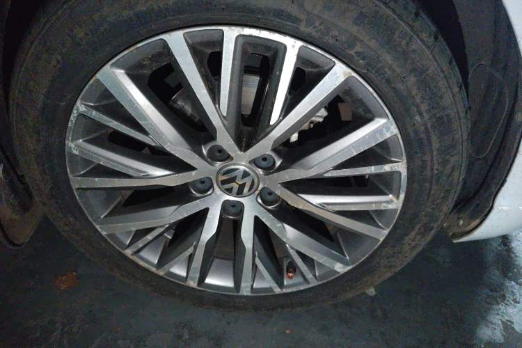 Used Volkswagen Lamando 2018 230TSI DSG Fashion Edition
