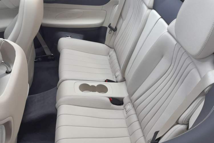 Used Mercedes-Benz E-Class 2023 E 260 Convertible Coupe