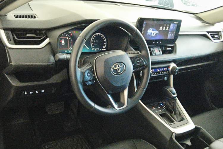 Used Toyota Wildlander 2023 2.0L CVT Two-Wheel Drive Luxury PLUS Edition