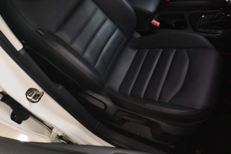 Used Volkswagen Tharu 2021 280TSI Two-Wheel Drive Comfort Edition
