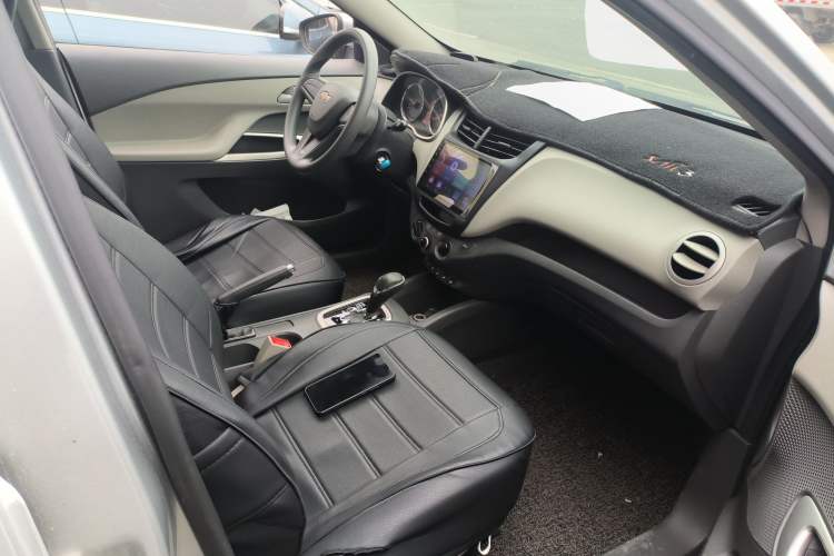 Used Chevrolet Sail 2015 Sail 3 1.3L AMT Ideal Edition
