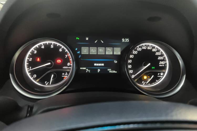 Used Toyota Camry 2021 2.0G Luxury Edition