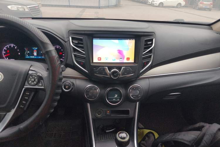 Used BYD Song 2016 1.5TI Manual Luxury Model
