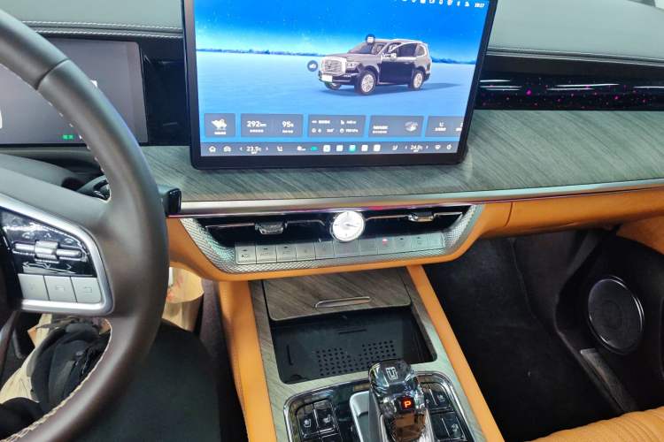 Used Tank 500 New Energy 2025 Hi4-Z
