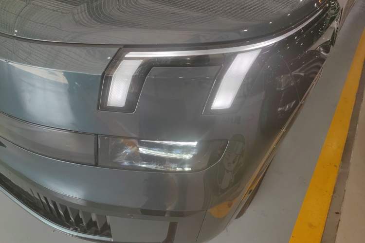 Used Lynk & Co 900 2025 2.0T Ultra
