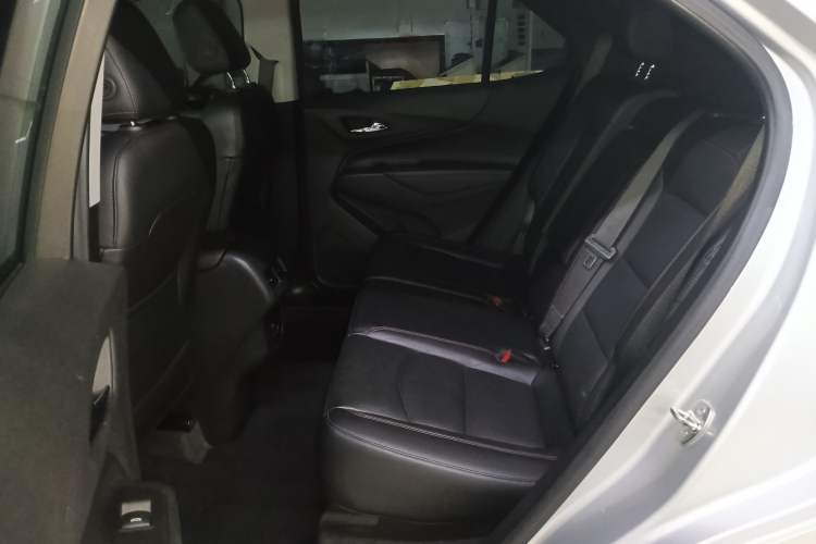 Used Chevrolet Equinox 2018 Redline 550T Automatic All-Wheel-Drive RS Edition