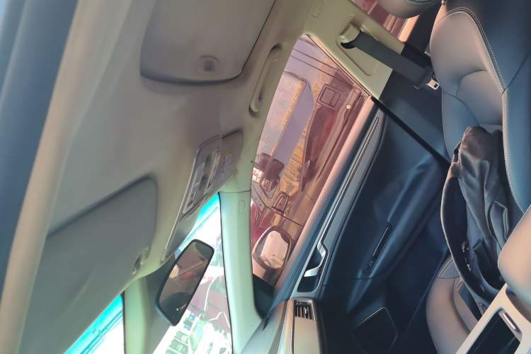 Used Geely Auto Emgrand GL 2017 1.8L DCT Elite Model
