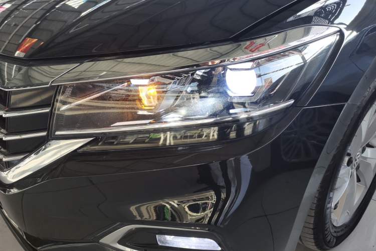 Used Volkswagen Passat 2019 280TSI Business Edition China VI
