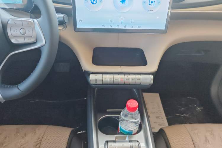 Used BYD Dolphin 2025 420km Free Edition
