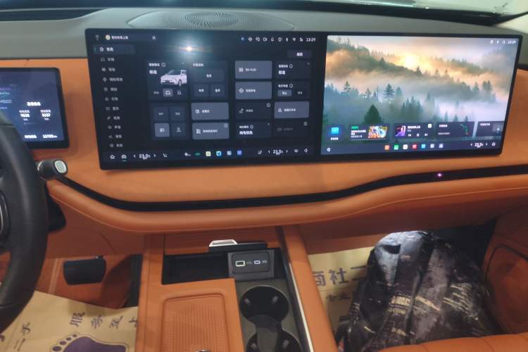 Used Wey Lanshan 2025 Four-Wheel Drive Ultra