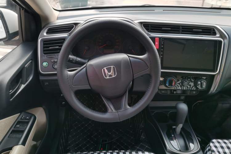 Used Honda Greiz 2016 1.5L CVT Classic Edition
