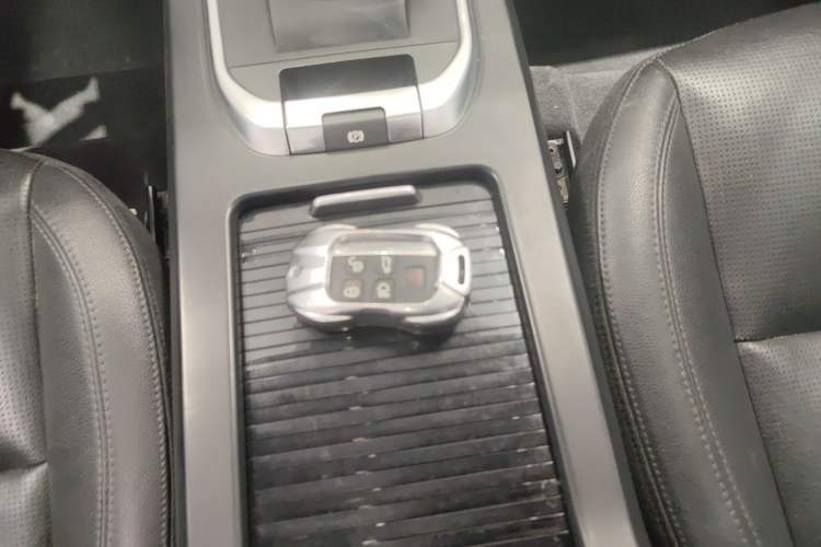 Used Land Rover Discovery Sport 2018 240 PS SE Version