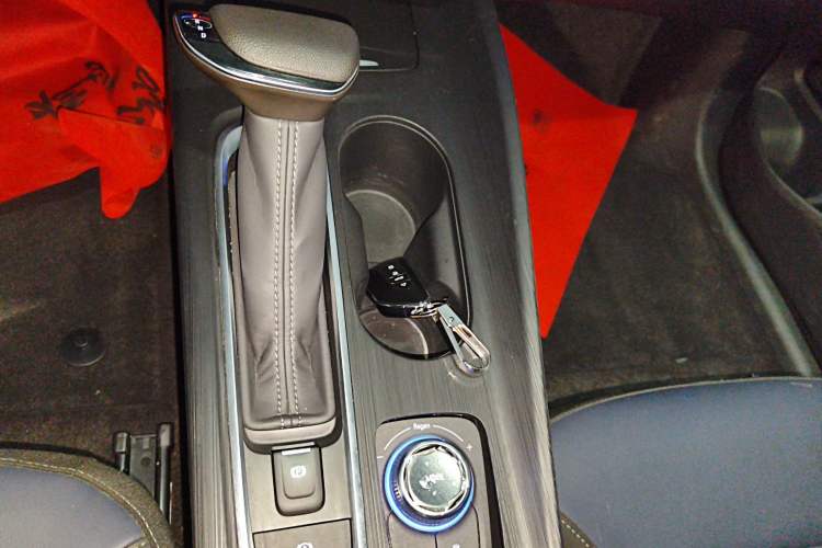 Used Buick Velite 6 2023 430km Range Commuter Version
