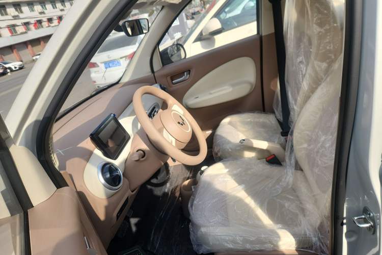 Used Wuling Hongguang MINIEV 2025 Four-Door Version Advanced Edition
