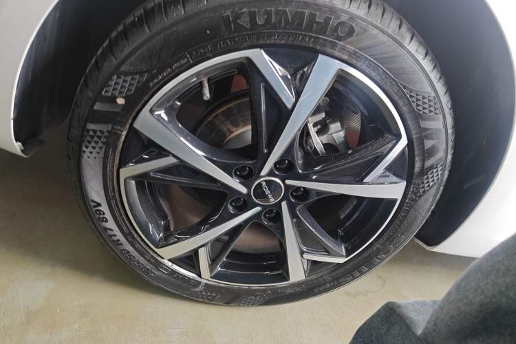 Used Roewe i5 2023 1.5L CVT Luxury Edition