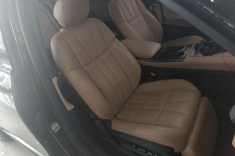 Used Nio ES8 2020 580 km Range 7-Seater Version
