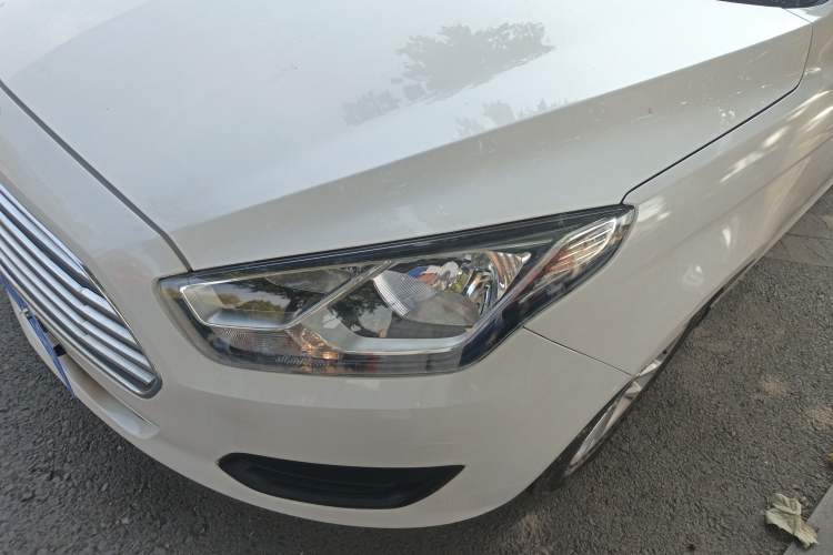 Used Ford Escort 2019 Revised 1.5L Automatic ZhiXiang Version China VI Standard
