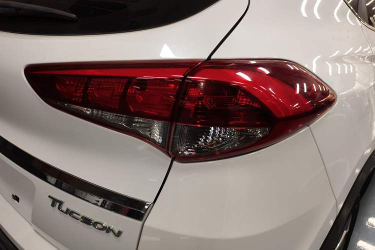 Used Hyundai Tucson 2015 1.6T Dual-Clutch Two-Wheel-Drive Smart Model
