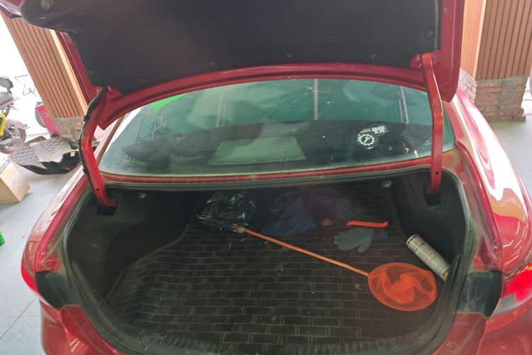 Used Mazda Atenza 2014 2.0L Blue Sky Luxury Edition
