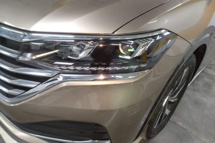 Used Volkswagen Viloran 2020 330TSI Luxury Edition