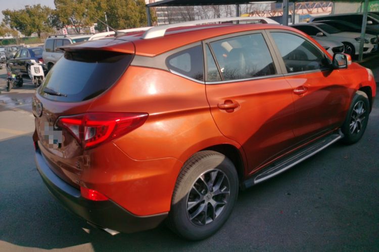 Used BYD Song 2016 1.5TI Manual Luxury Model
