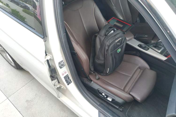 Used BMW 3 Series 2019 320i M Sport Package
