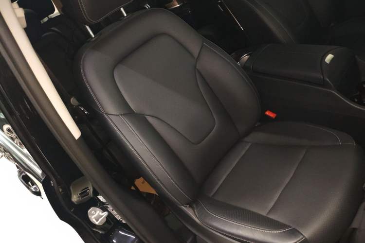 Used Mercedes-Benz V-Class 2021 V 260 Prestige Edition