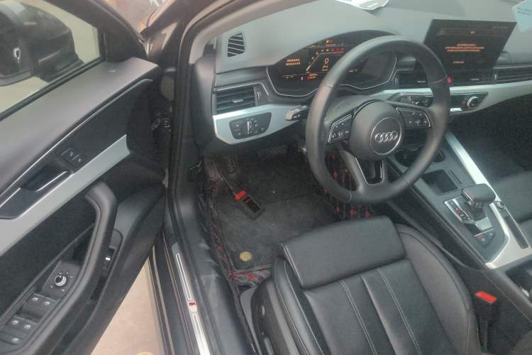 Used Audi A4L 2022 40 TFSI Fashion Dynamic Model
