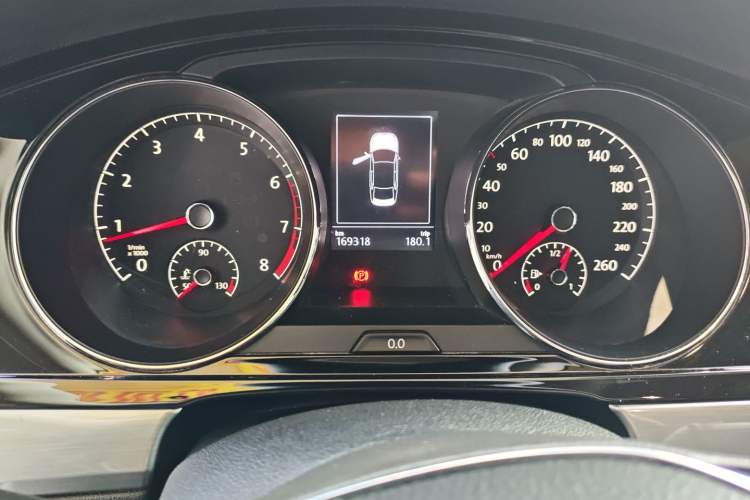 Used Volkswagen Lamando 2017 280TSI DSG Comfort Edition
