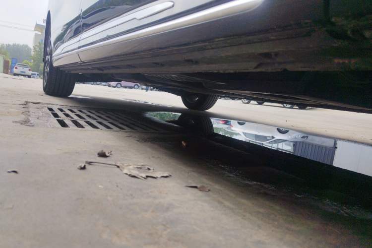 Used Hongqi HQ9 2023 2.0T Smart Connect Flagship Edition
