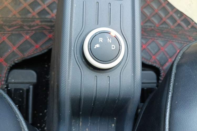 Used Wuling Hongguang MINIEV 2021 Macaron Fashion Edition Lithium-Ion Battery
