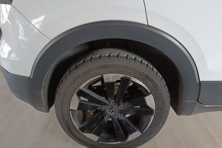 Used Volkswagen Tacqua 2023 200TSI DSG Joy-Connect Edition
