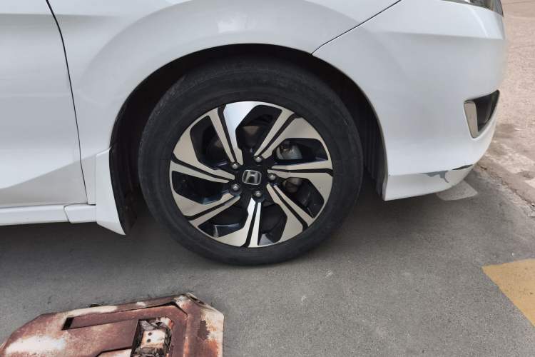 Used Honda Crider 2016 1.8L CVT Luxury Edition
